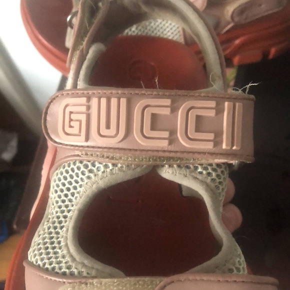 Gucci red and grey leather open toe shoes (with box) - Picture 2 of 8